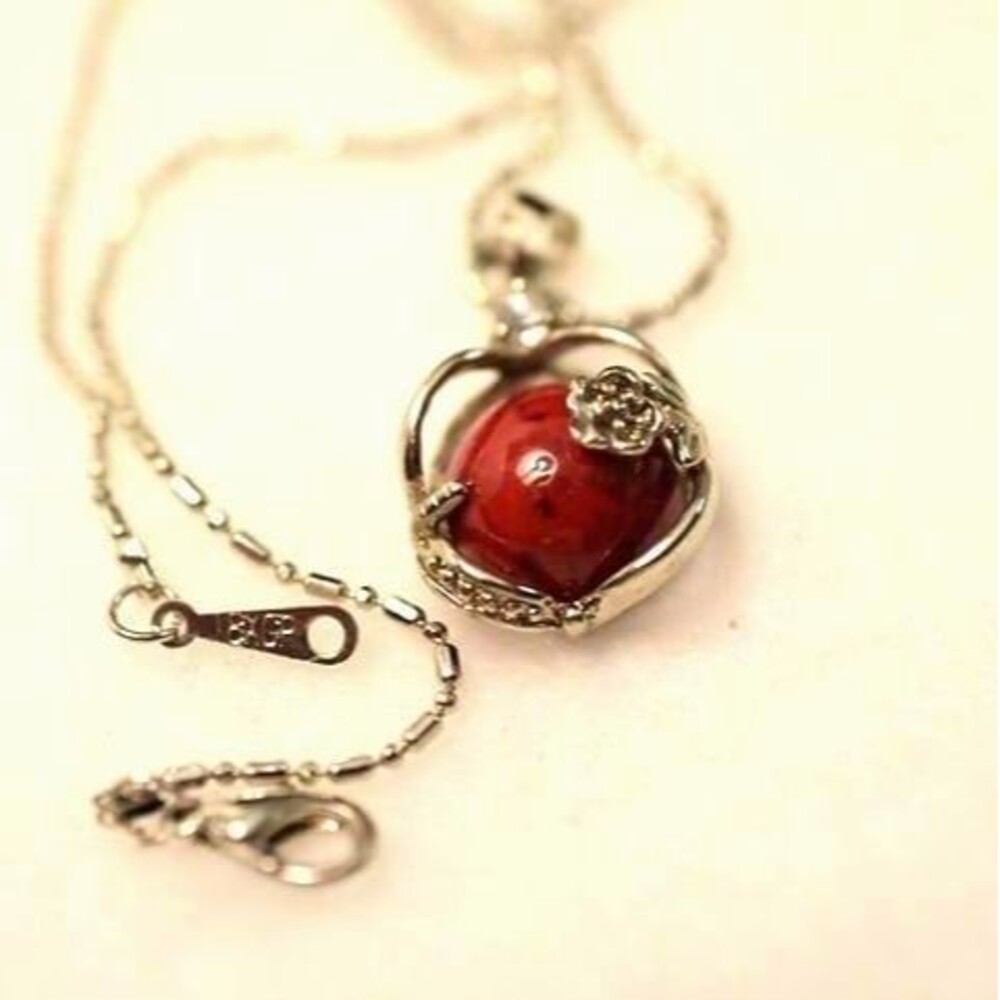 18k Gold Plated Stamped Filigree Flower Red Stone Dainty Delicate 19" Necklace